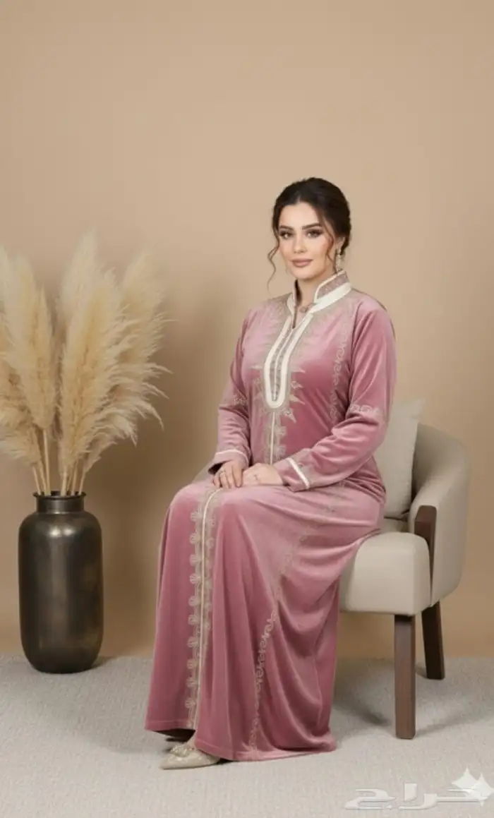 تشكيلة جديدة من جلابيات المخمل بسعر خيالي 15