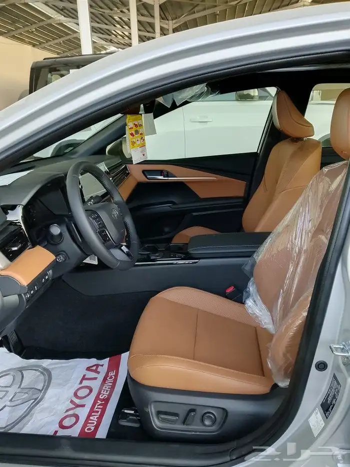 تويوتا كامرى 2025 6