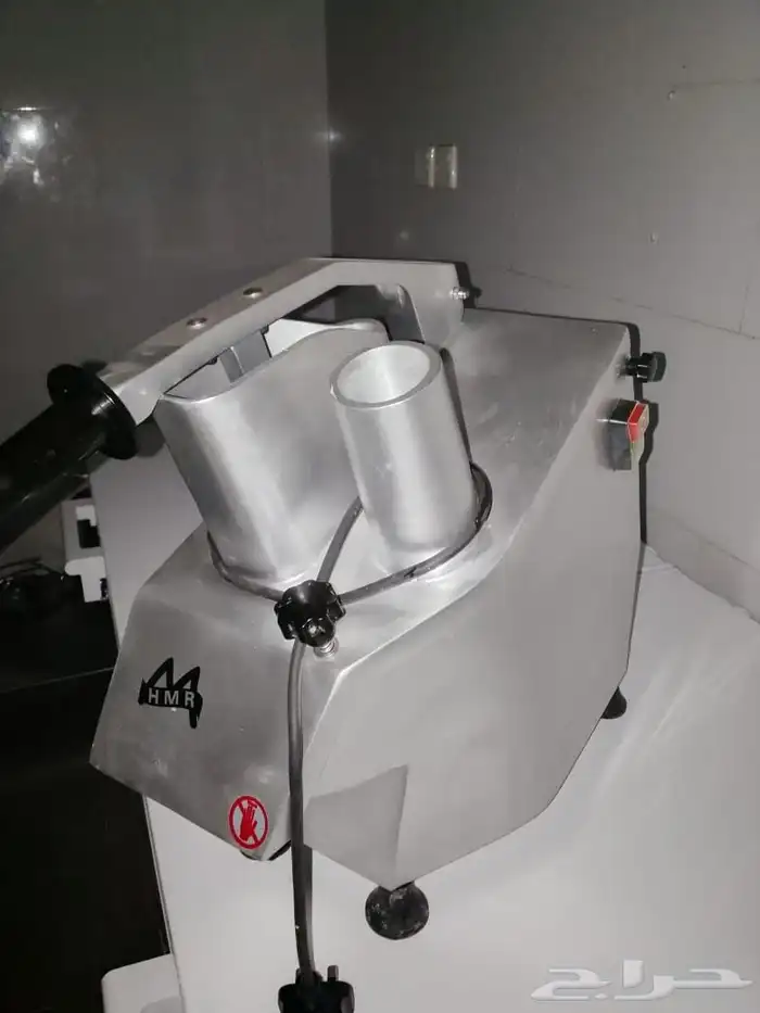 للبيع مستعجل قطاعه خضار ع السوم مستخدمه خفيف شهر فقط 2