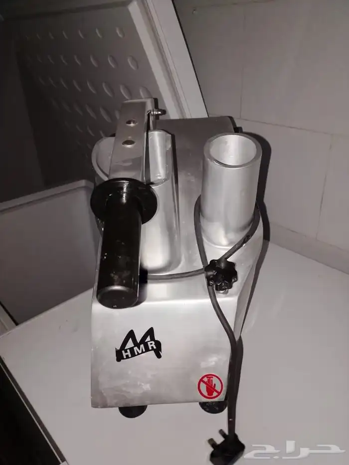 للبيع مستعجل قطاعه خضار ع السوم مستخدمه خفيف شهر فقط 1