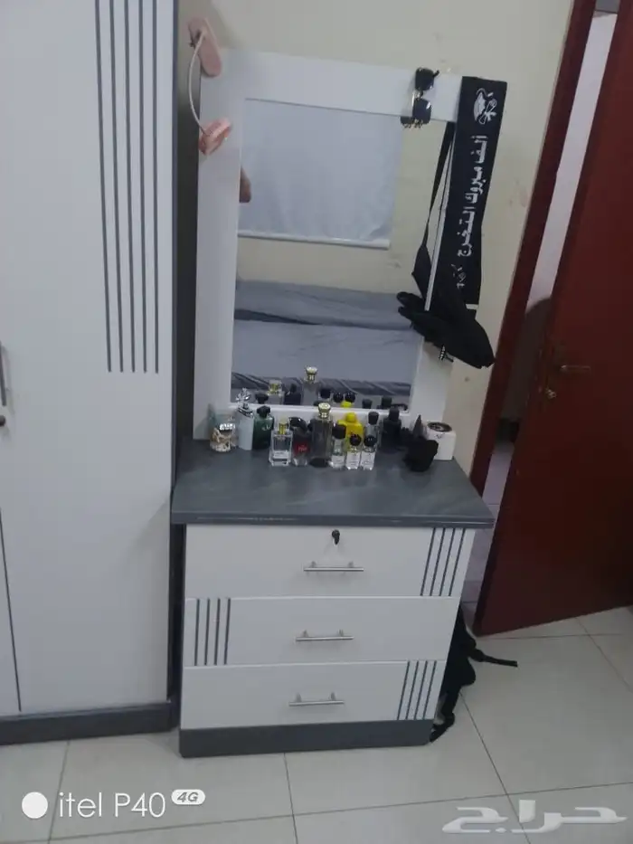 اثنين غرف نوم. كامله للبيع سعر اثنين 1200 2