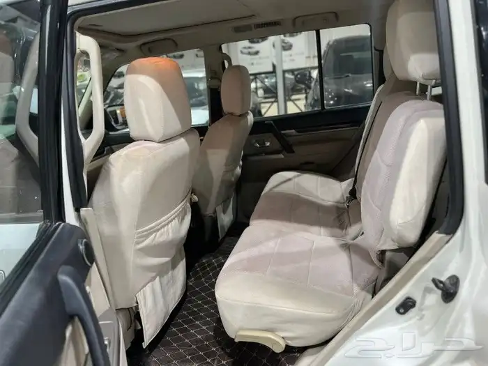 ميتسوبيشي باجيرو 2016 GLS 5