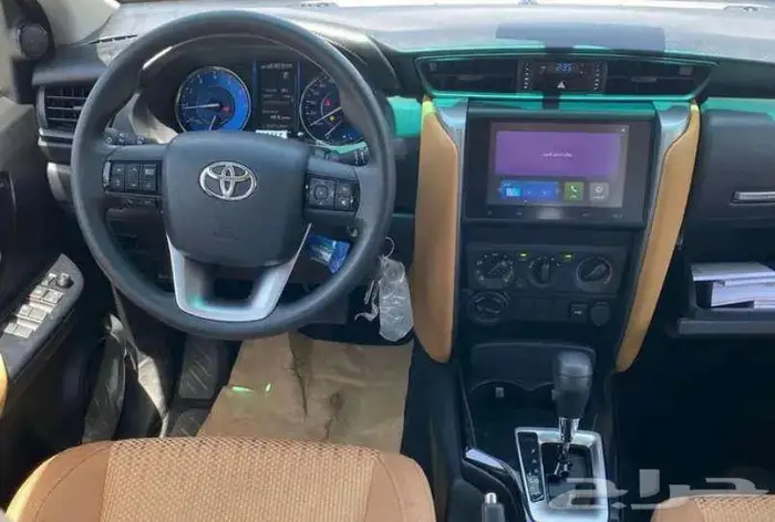 تويوتا فورتشنر 2025 بنزين GX2 كاش واقساط وعروض مميزه 7