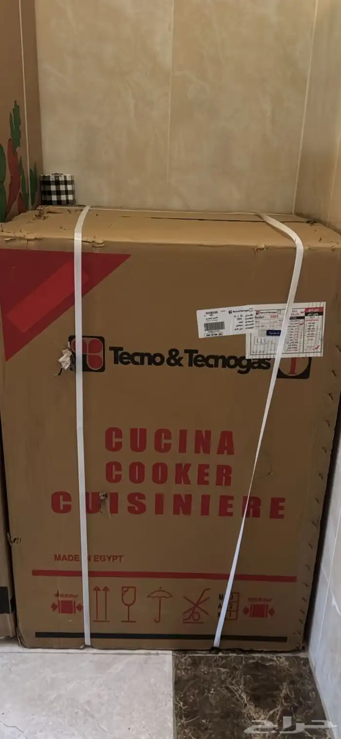 فرن للبيع ماقد انفك من كرتونه باقي جديد شاريه ب 1500 واحتجت 0