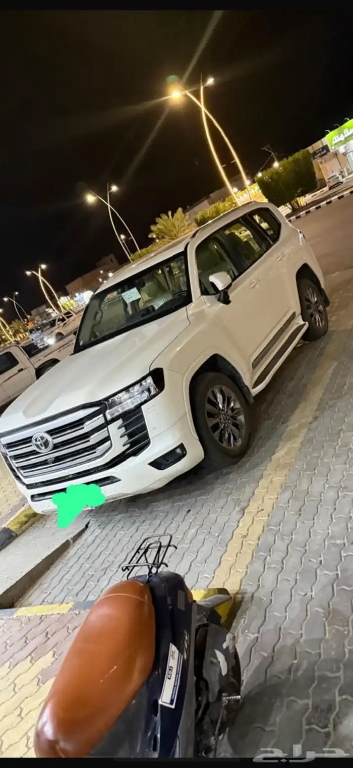 جيب لاندكروزر 2022ديزل رقم 3 بدي ومحركات طيبه 0