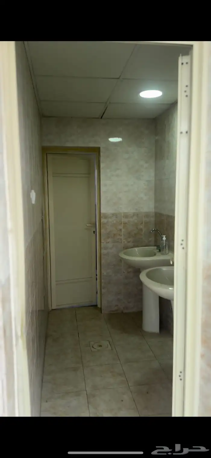 مخيم بوسط اسطبل خيول 10