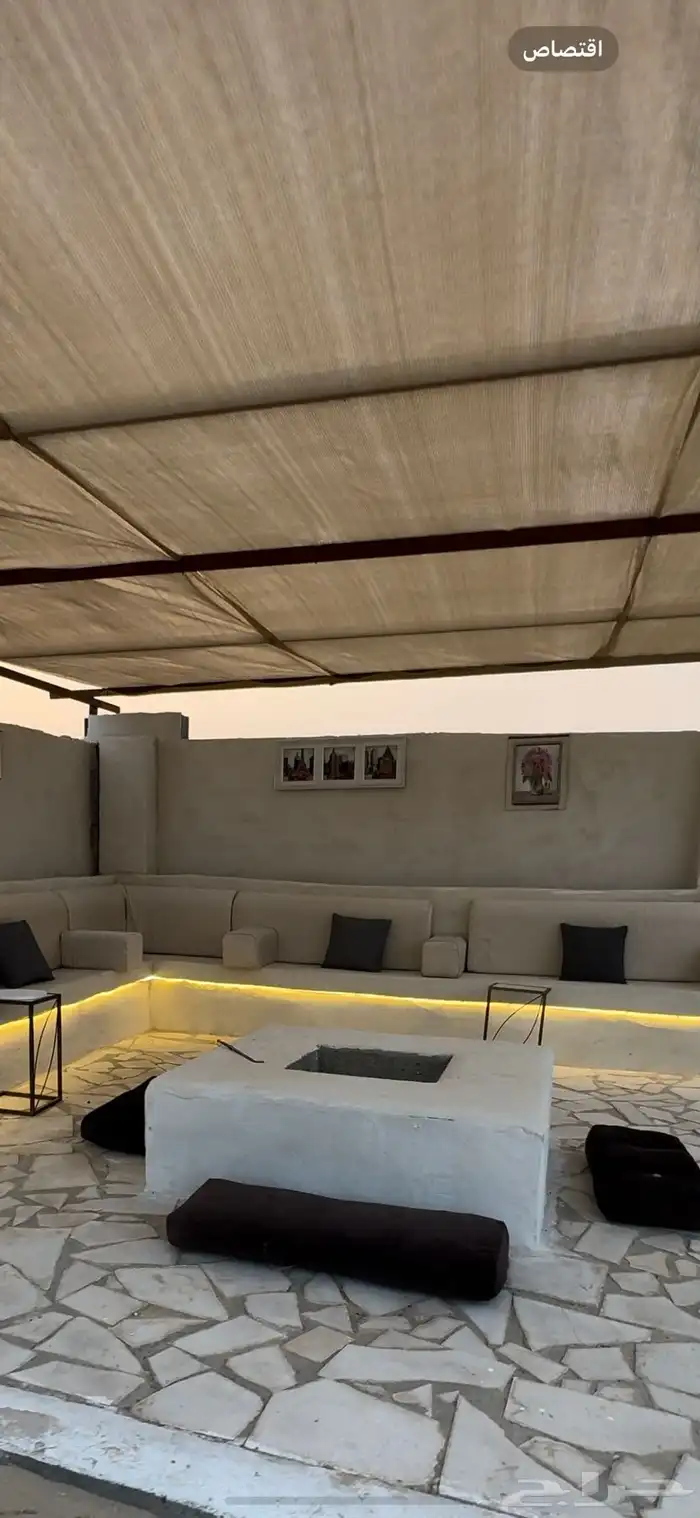 مخيم بوسط اسطبل خيول 7