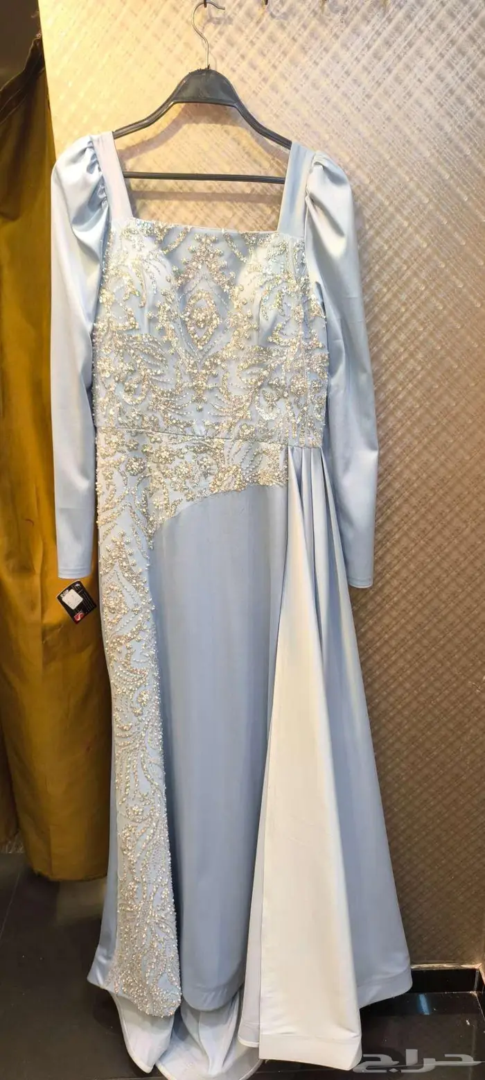 فستان استخدام يوم واحد 0