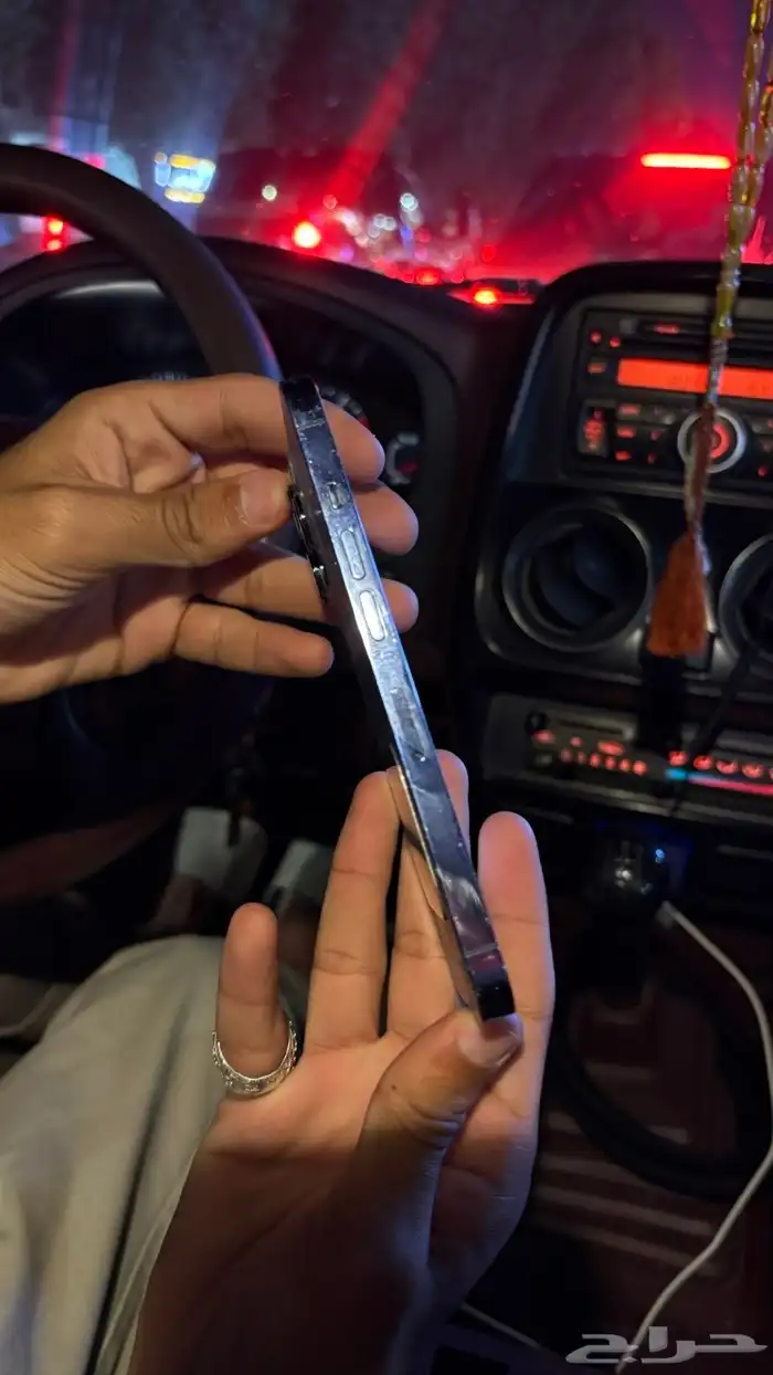 ايفون 13 برو للبيع 4