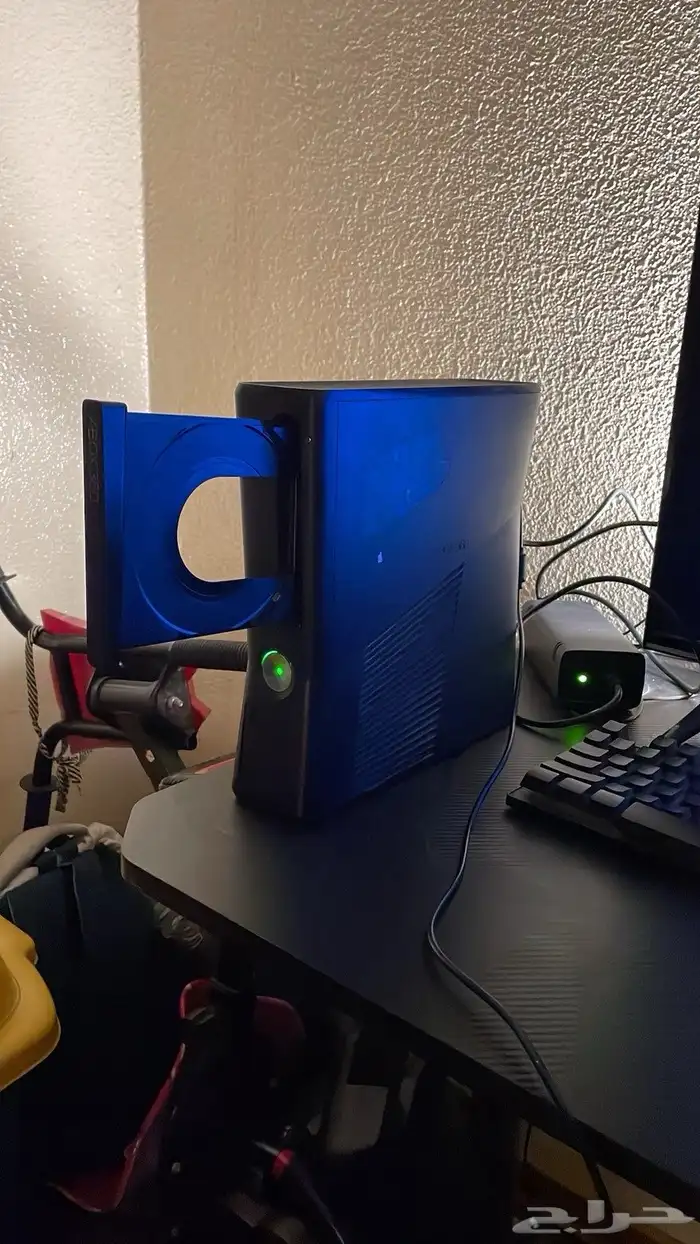 سلام عليكم اعرض لكم اكس بوكس 360 مهكر في 38 لعبه 17