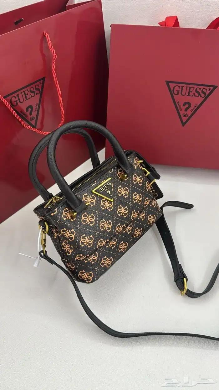 شنط ماستر درجه أولى 100  وشوزات فتنامي وإيطالي 55