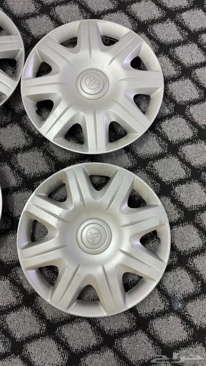 طيس كامري 2004 اصلي كلبسات نضيفه شرط علا السوم جابت 460 2