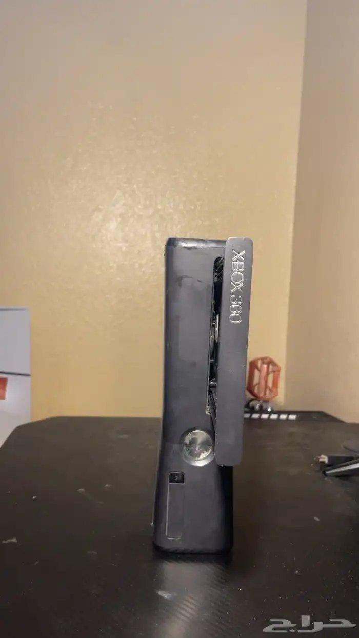 سلام عليكم اعرض لكم اكس بوكس 360 مهكر في 38 لعبه 0