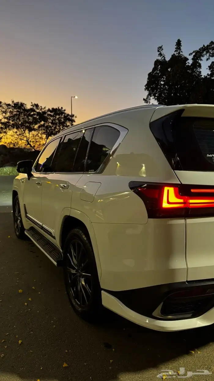 لكزس 2024 اف سبورت 2