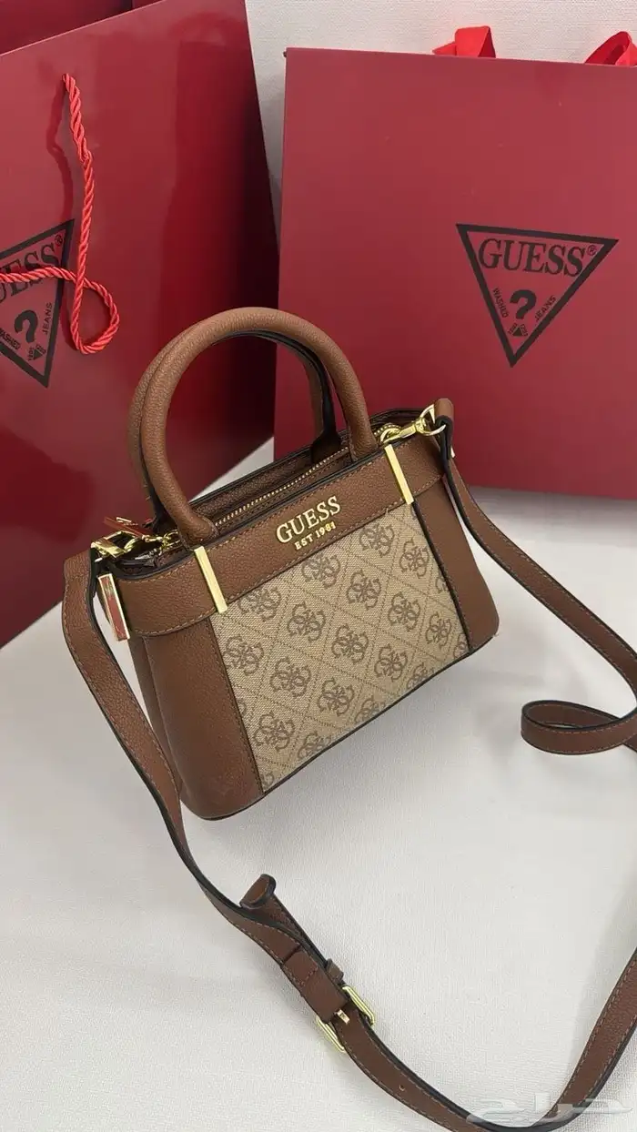 شنط ماستر درجه أولى 100  وشوزات فتنامي وإيطالي 45