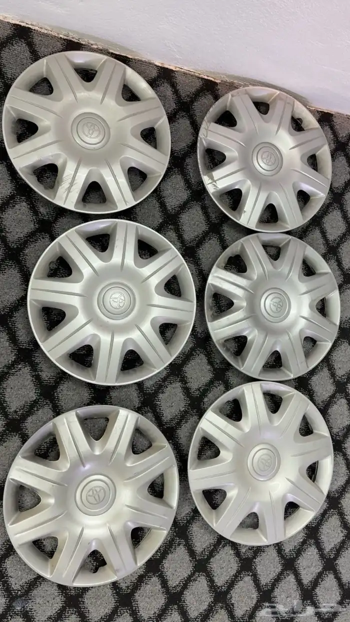 طيس كامري 2004 اصلي كلبسات نضيفه شرط علا السوم جابت 460 0