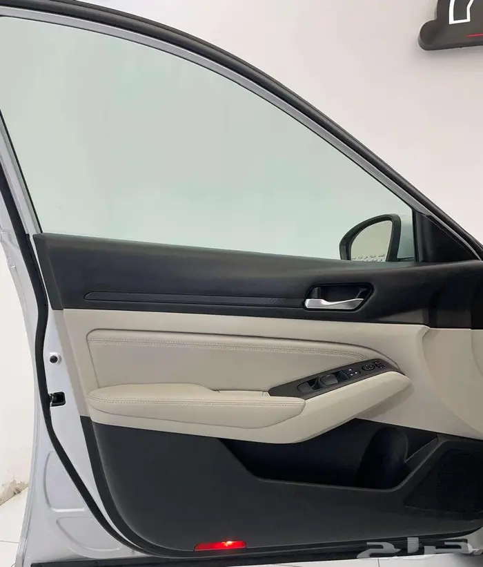 نيسان التيما S 2020 23