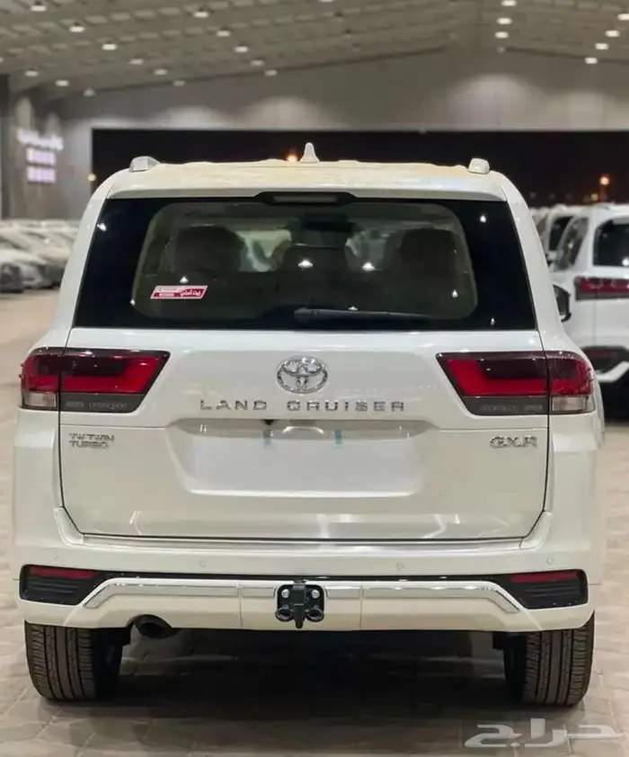 تويوتا لاندكروزر جي اكس ار L4 2025 4