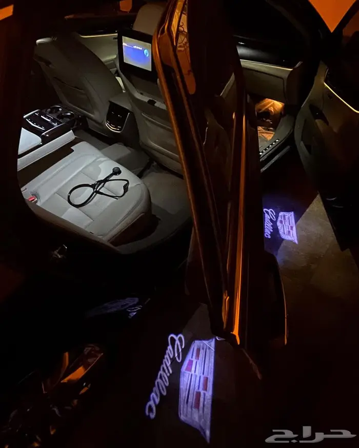 كاديلاك XTS V PLATINUM 2016 13