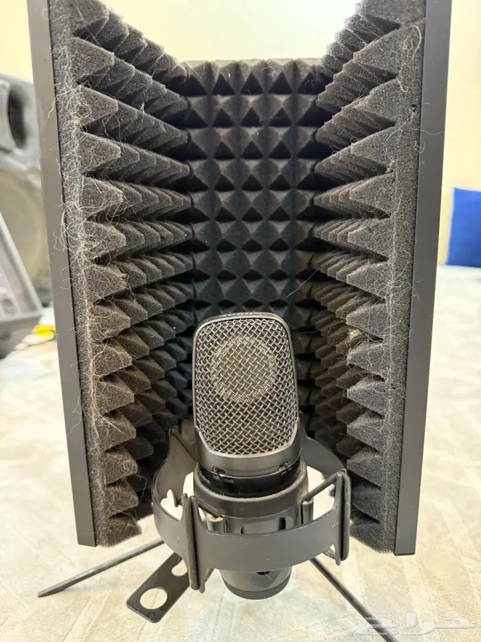 سماعات و ومكسر ومايكات واستاندات 4