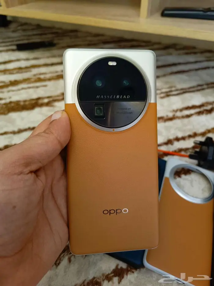 oppo find x6 pro جلد بني 0