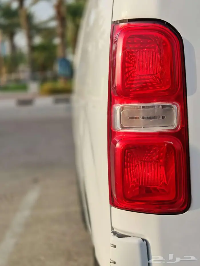 باص بيجو اكسبيرت 2018 ديزل نظيف 41