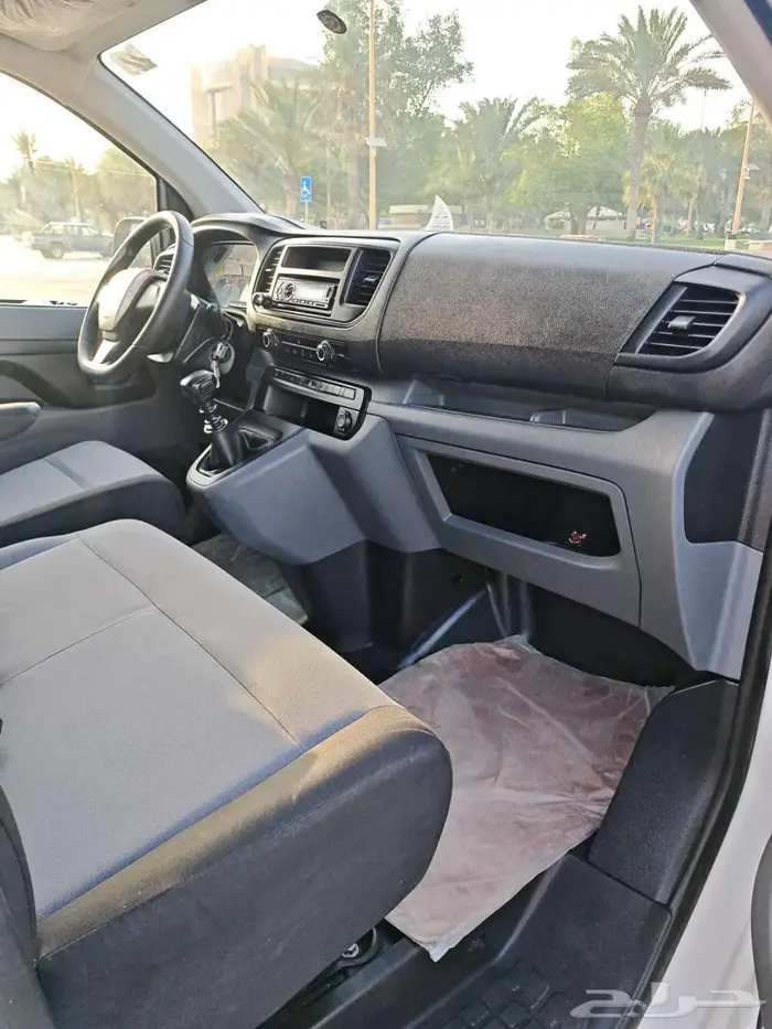 باص بيجو اكسبيرت 2018 ديزل نظيف 16