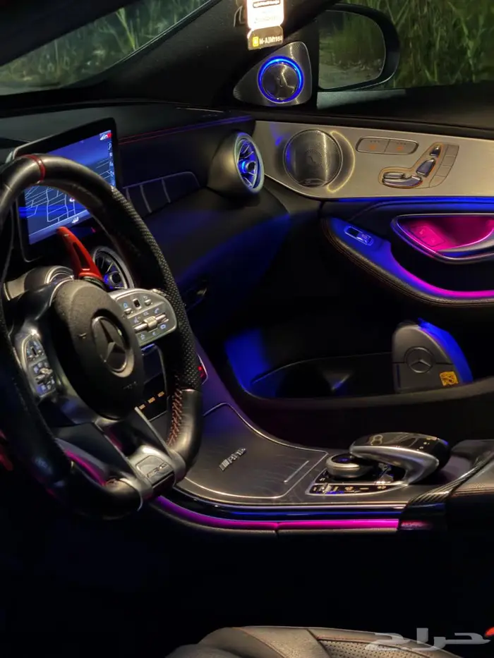 للبيع مرسيدس c43 2019 لون احمر مميز 11