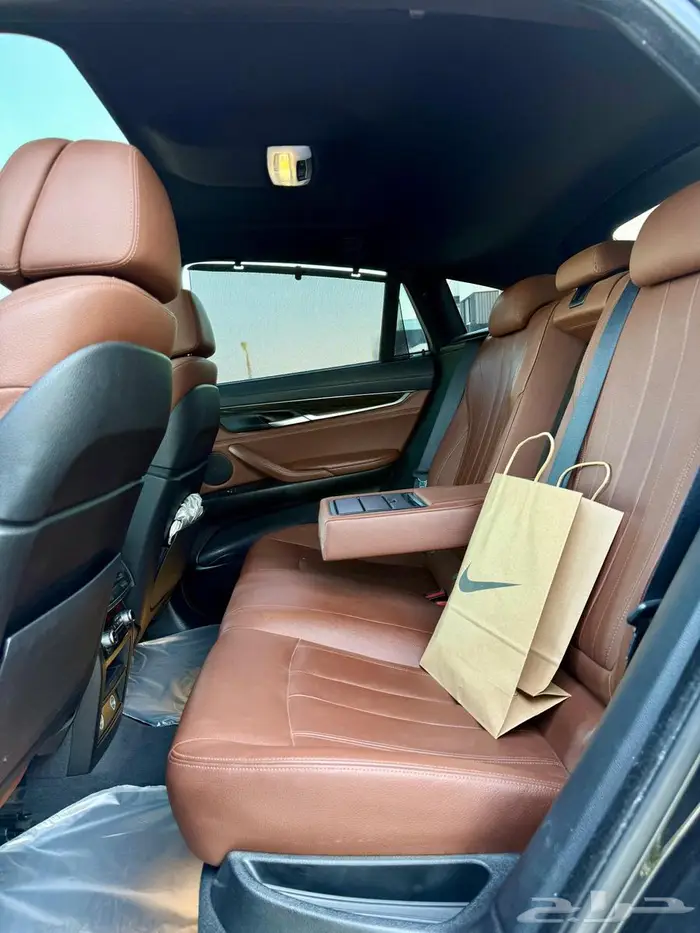 بي إم دبليو X6 موديل 2017 في قمة النظافة 8