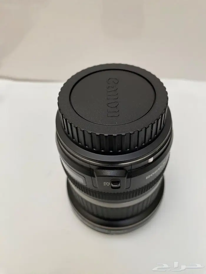 عدسة كاميرا Canon 2