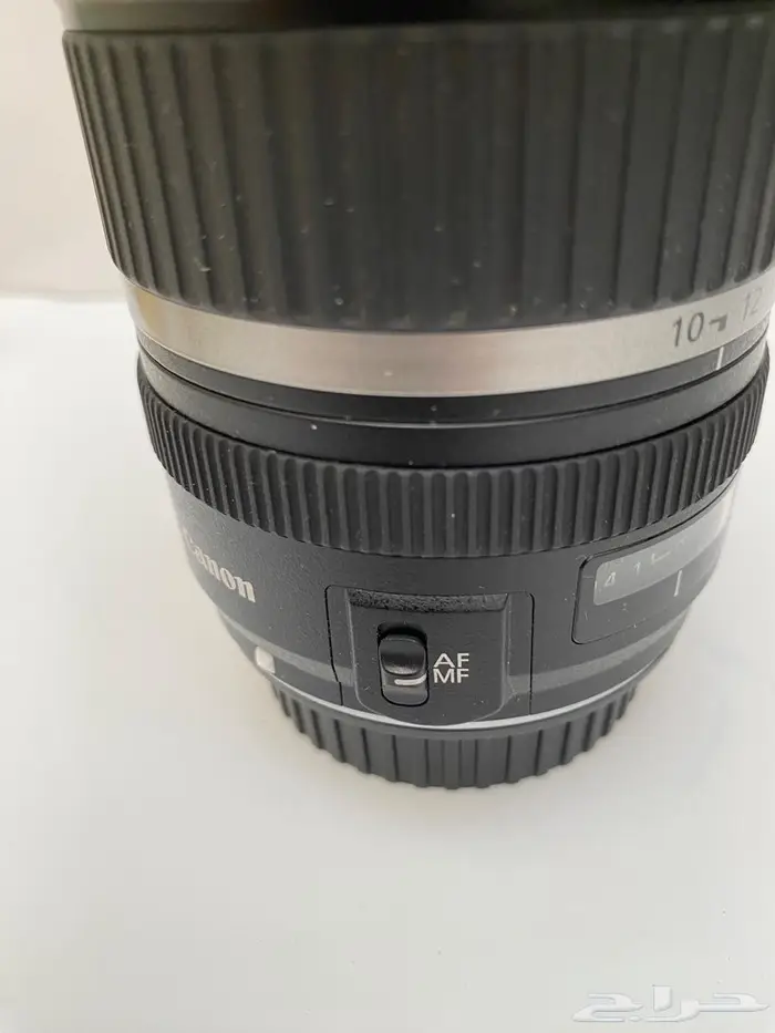 عدسة كاميرا Canon 5