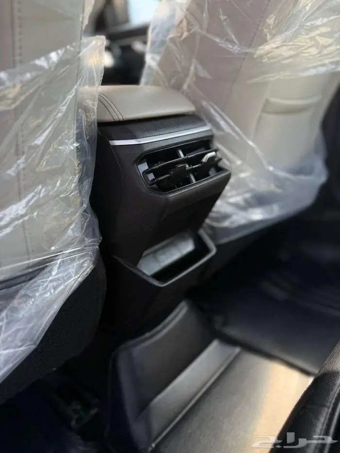 جيلي ام جراند نص فل موديل 2024 ممشي 67 الف كيلو عرض خاص 19