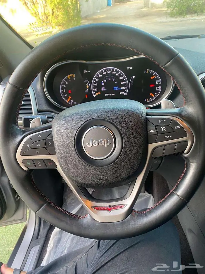 جيب جراند شيروكي تريل هوك2017 بانوراما فل كامل للبيع 16