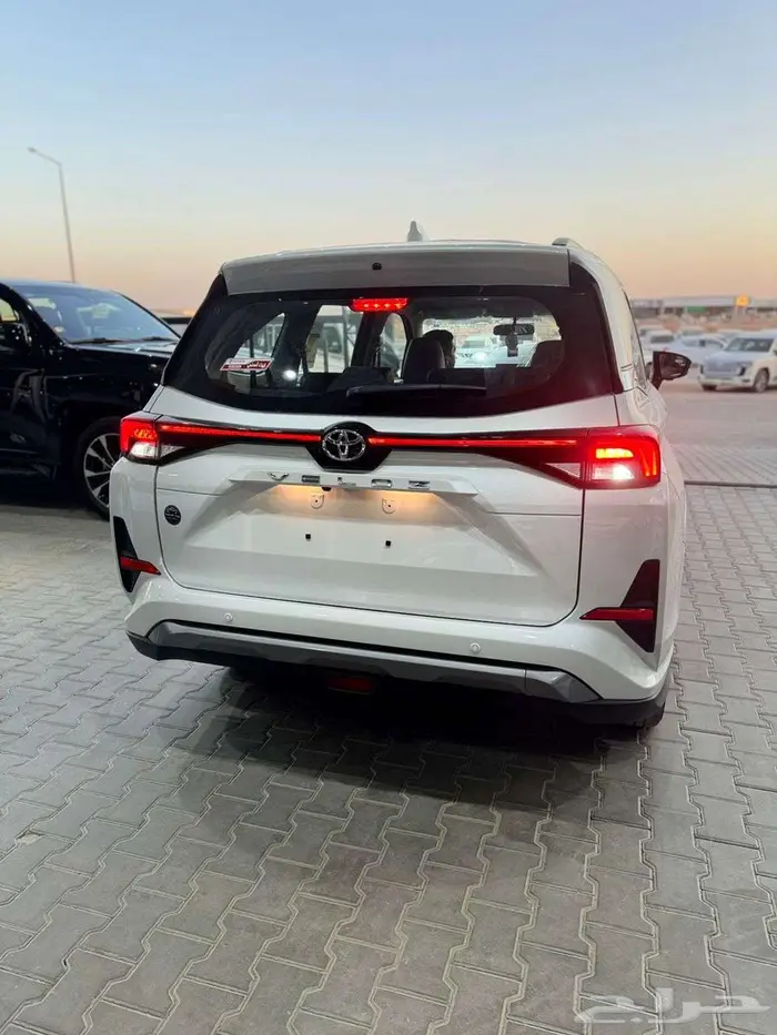 تويوتا فيلوز 2025 7 راكب سعودي GLX 5