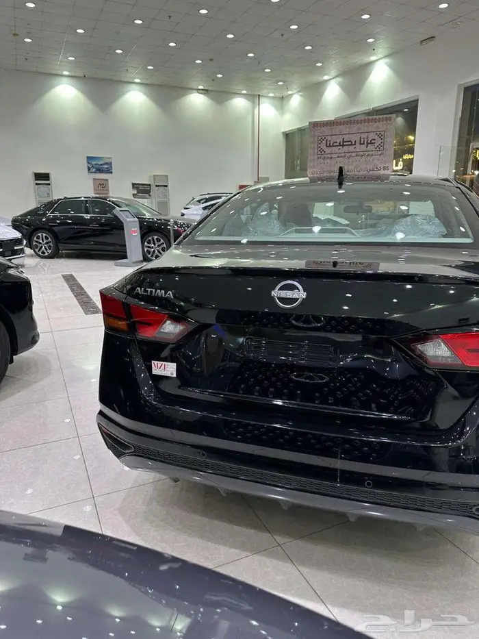 نيسان التيما استاندر 2025 اسود كاش وتقسيط 4