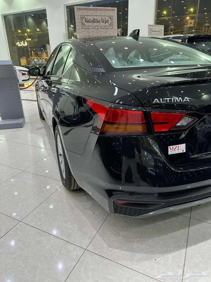 نيسان التيما استاندر 2025 اسود كاش وتقسيط 3
