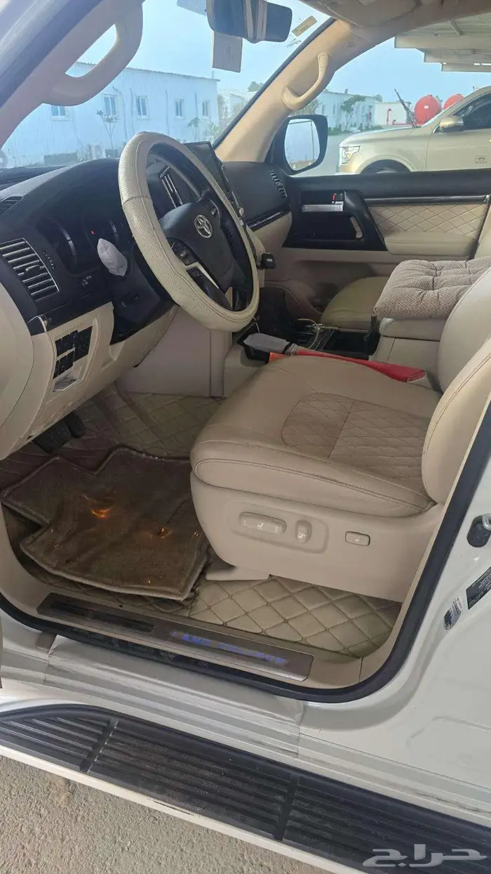 تويوتا لاندكروزر 2