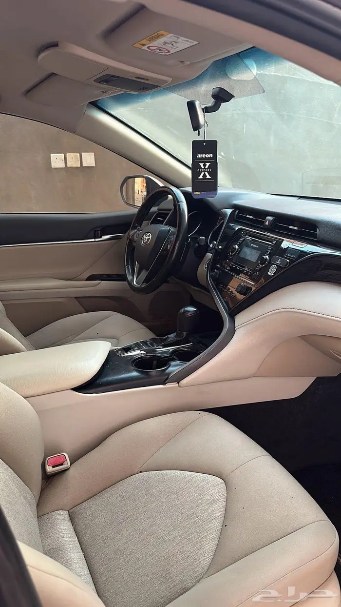 سيارة كامري هايبرد 2020 فئة LE 6