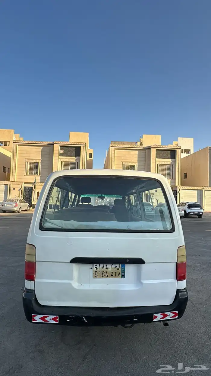 ايجار تويوتا هايس موديل 1998م قير عادي 1600 ريال 2