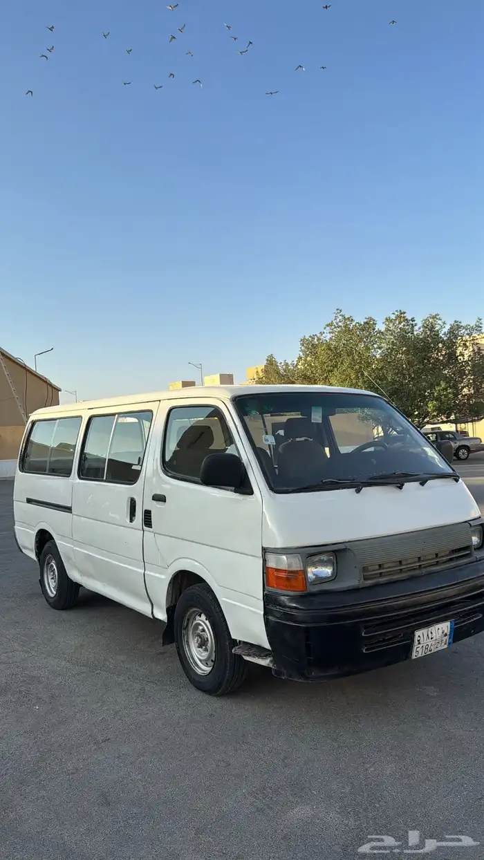 ايجار تويوتا هايس موديل 1998م قير عادي 1600 ريال 3