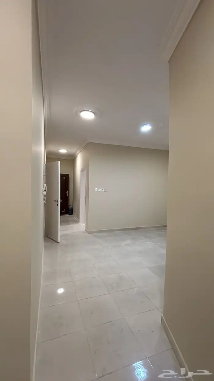 شقة للإيجار حي الرمال 13