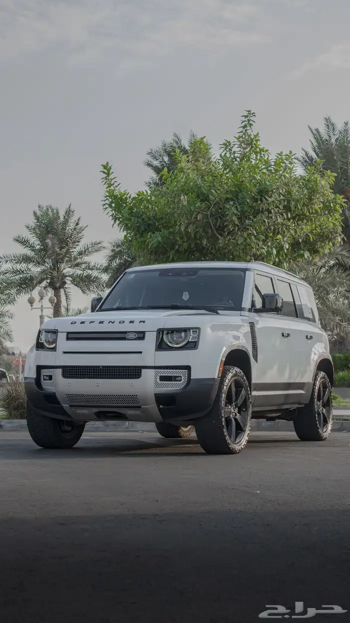للبيع ديفندر 2020 نظيف وكاله على الشرط 6