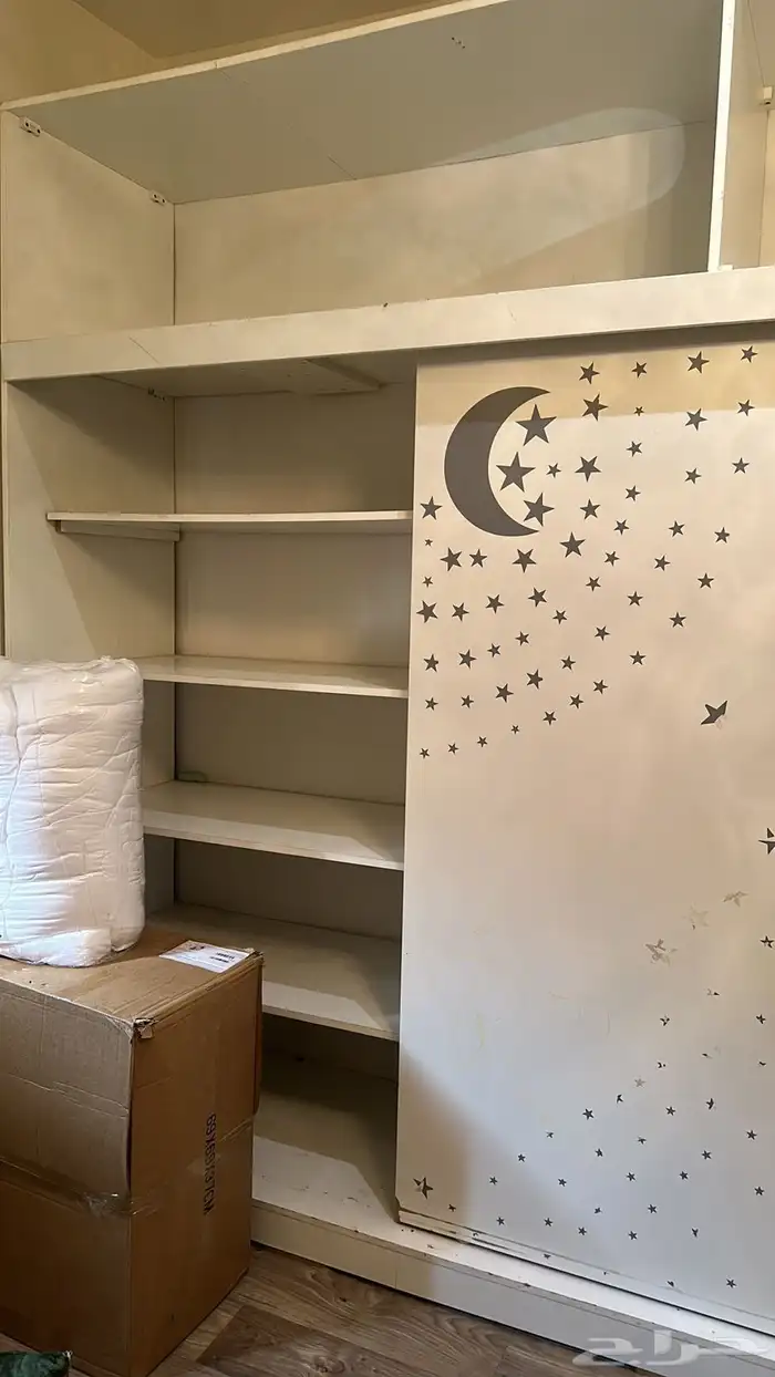 دولاب ملابس وتخزين بطاطين 0