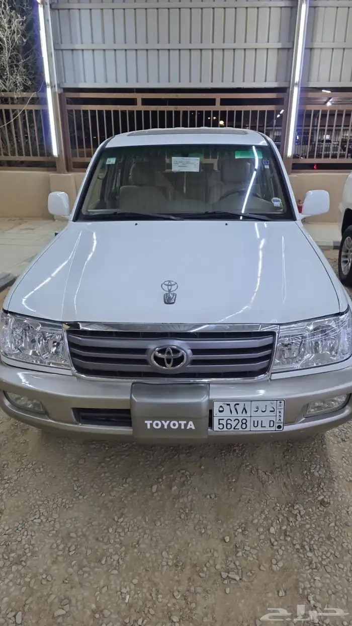 تويوتا لاندكروزرgxr 10