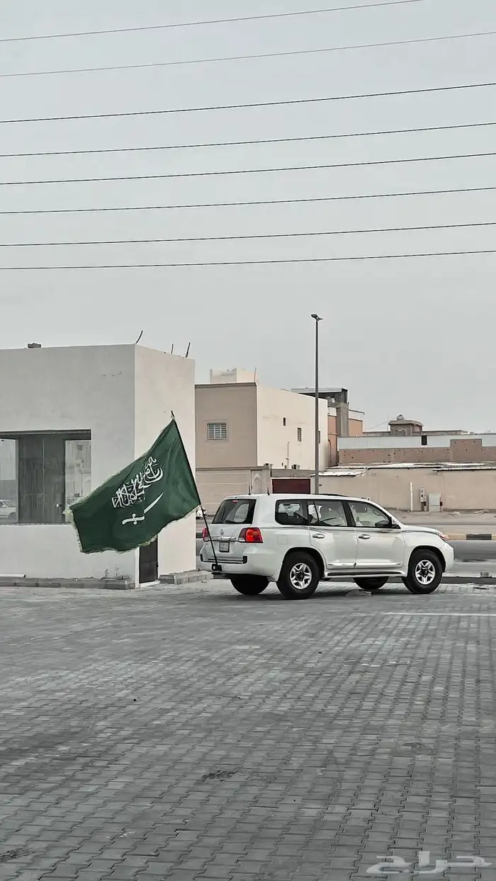 جيب لاندكروزر 2010 0