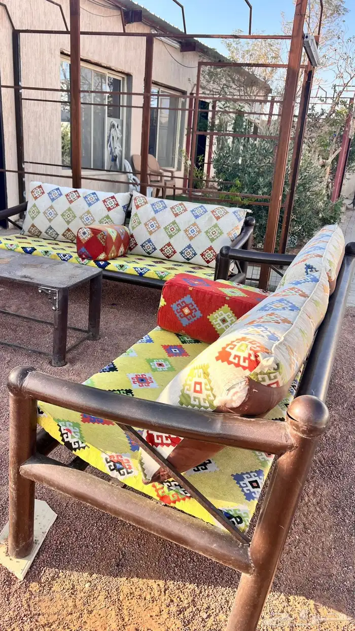 للبيع كراسي حديد 1