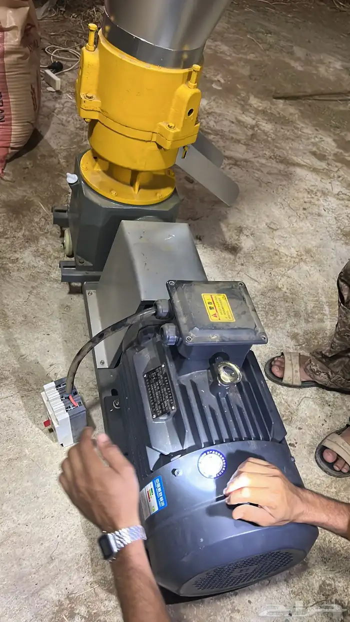 مكبس علف مكعبات نص طن 0