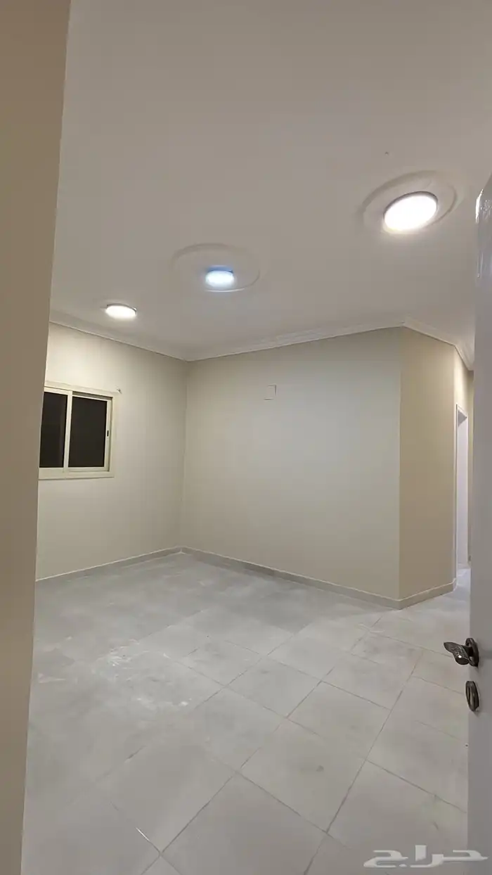 شقة للإيجار حي الرمال 0
