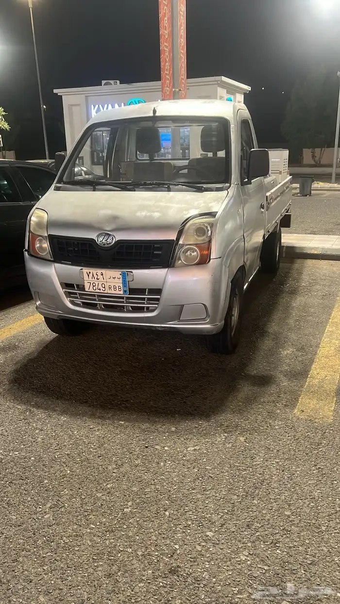 للإ يجار الشهري . نظيف موديل 2015 مكيف ماشي 64 الف 0