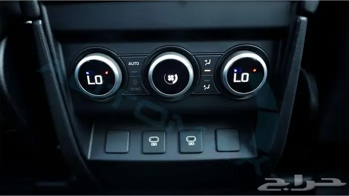 2025 Land Rover Defender 110 X-Dynamic SE P400e مع ضمان 20